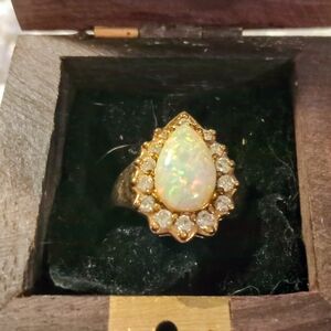 Elegant Gold Opal and Diamond Ring